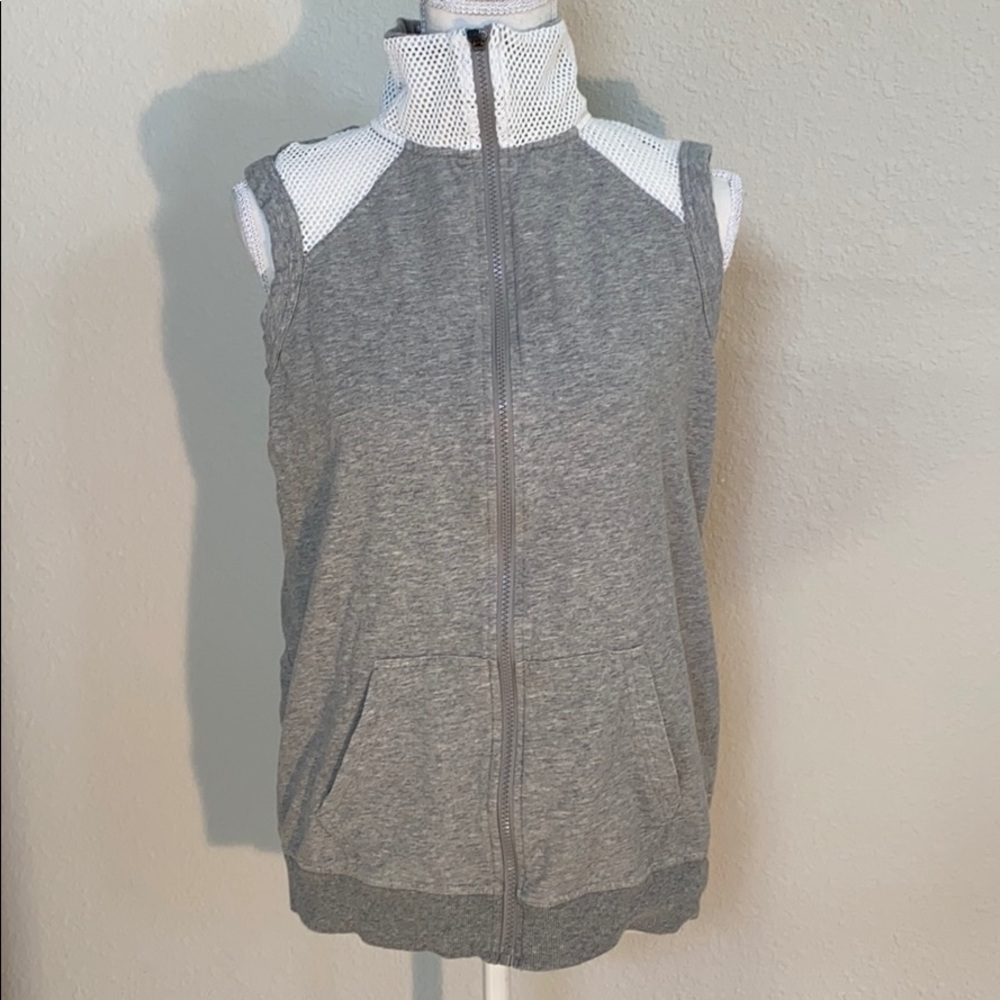 Fabletics terry best with mesh back SZ M